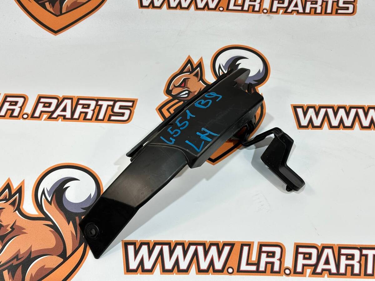 LR114962 Left bumper mounting bracket Range Rover Evoque New L551 (2019-) used
